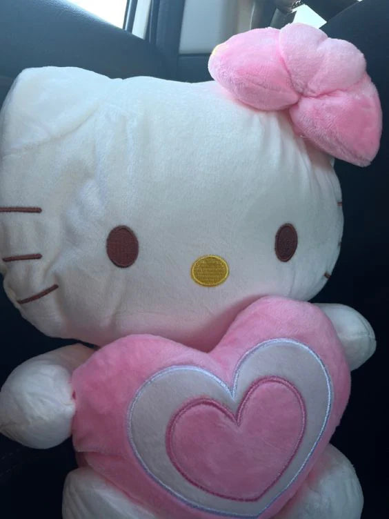 Hello Kitty Heart Plush